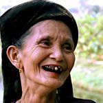 Bài văn mẫu: Tả người bà đáng kính của em lớp 5